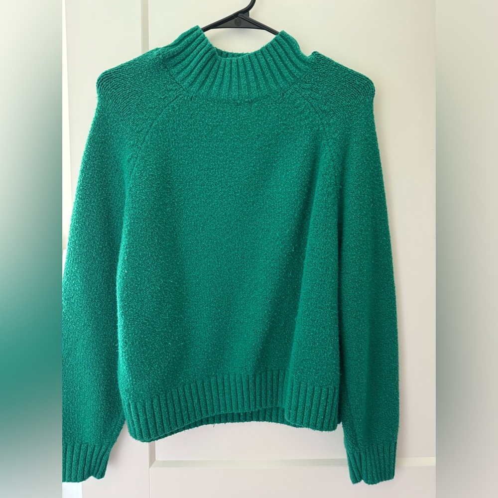 Old Navy turtleneck